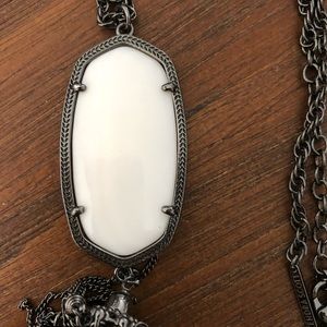 Gorgeous Kendra Scott Rayne Necklace